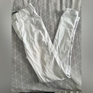 🌺 5/$30 🌺 White jeggings from Fashionnova